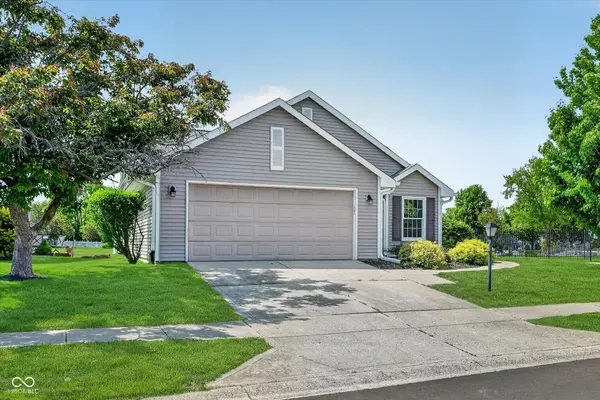 8820 Champions DR, Indianapolis, IN 46256