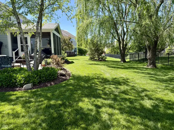15320 Ackerley DR, Fortville, IN 46040