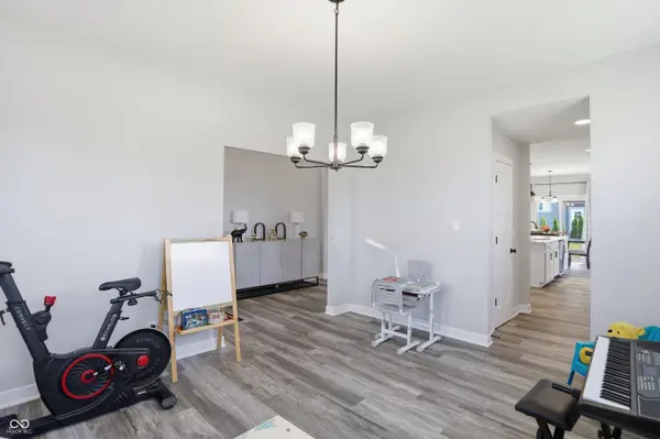 8415 Hidden Meadow PASS, Mccordsville, IN 46055