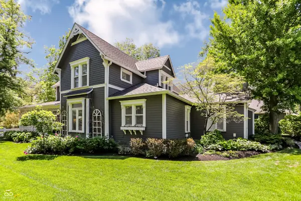 420 W Pine ST, Zionsville, IN 46077