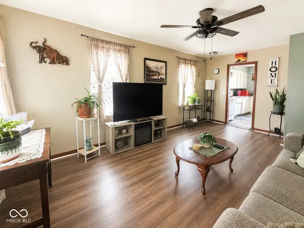 203 E 36th ST, Anderson, IN 46013