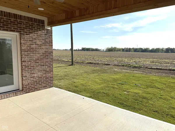 10 Spring Run DR, Crawfordsville, IN 47933
