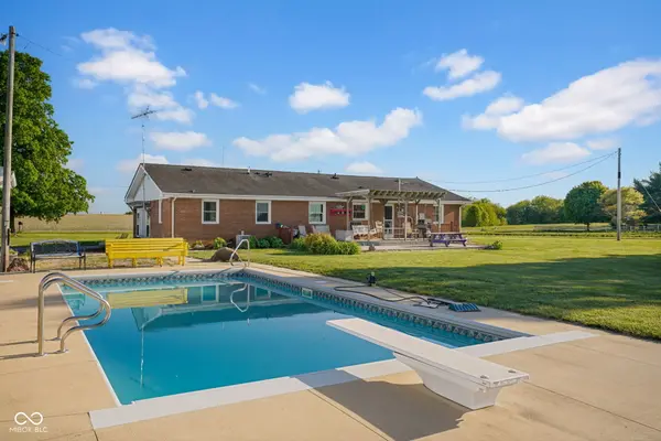 12904 E County Road 900 N, Hope, IN 47246