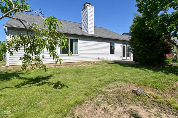 6624 Colleens WAY, Indianapolis, IN 46221