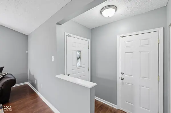 7907 Cardinal CV S, Indianapolis, IN 46256