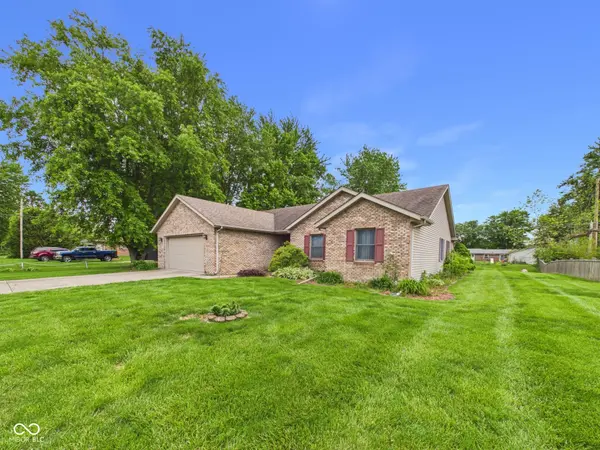 35 W Estate ST, Anderson, IN 46013