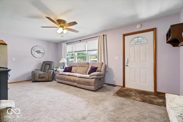 6906 Hendricks ST, Anderson, IN 46013