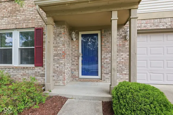 10215 Lothbury CIR, Fishers, IN 46037