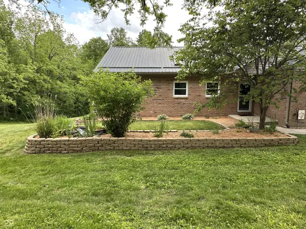 584 Schultz LN, Martinsville, IN 46151