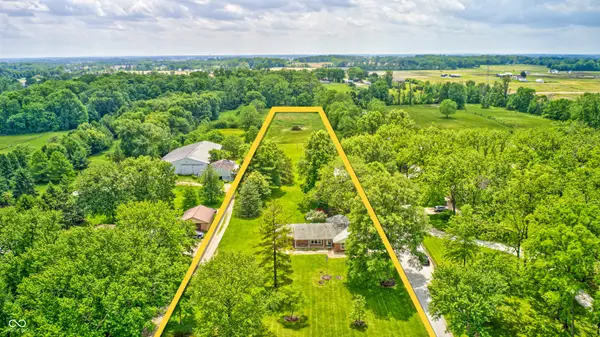 9557 Shelbyville RD, Indianapolis, IN 46259