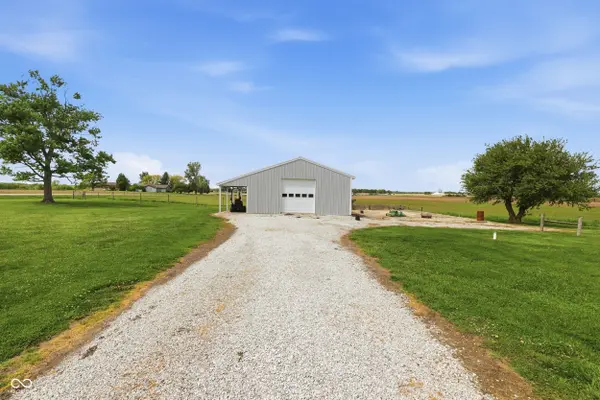 10493 N Us Highway 231, Roachdale, IN 46172