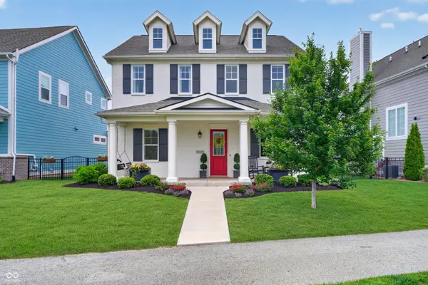15432 Heatherbank DR, Westfield, IN 46074