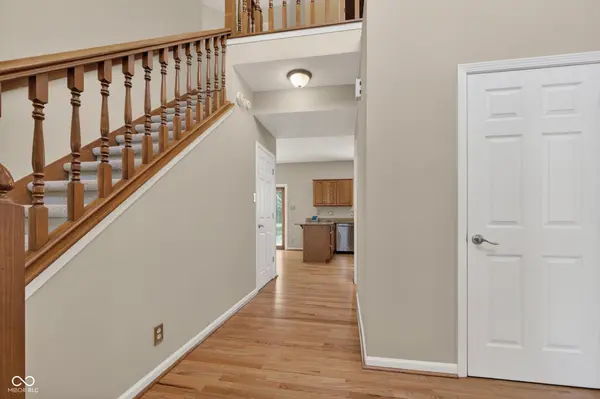 8025 Winterset CIR, Indianapolis, IN 46214