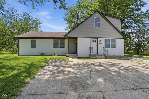1280 Stonegate RD, Greenwood, IN 46142