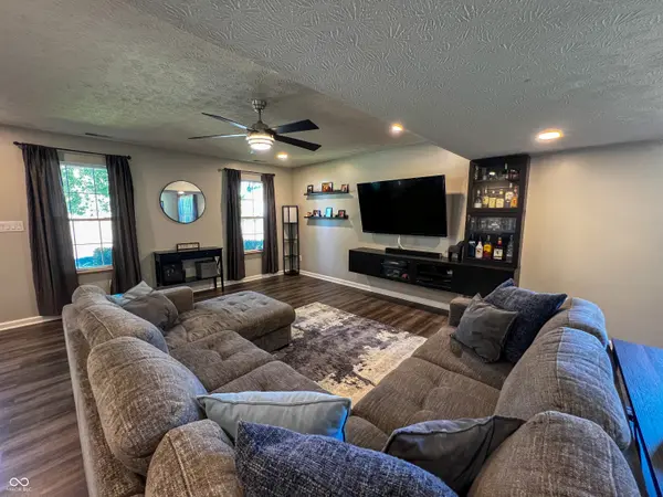 513 Mallory Pkwy, Franklin, IN 46131