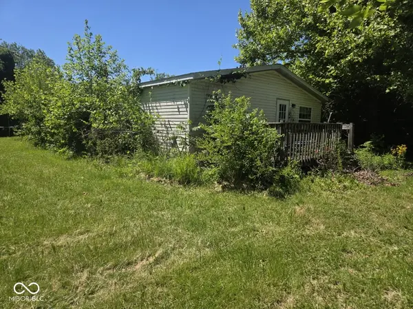 4411 W Thomastown RD, Scottsburg, IN 47170