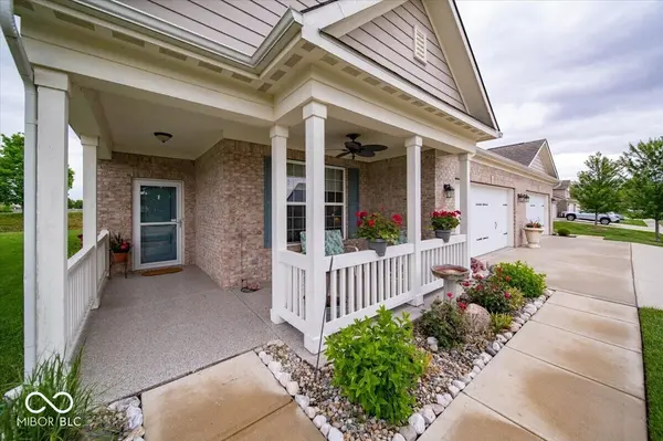 1144 Harrier LN, Greenwood, IN 46143