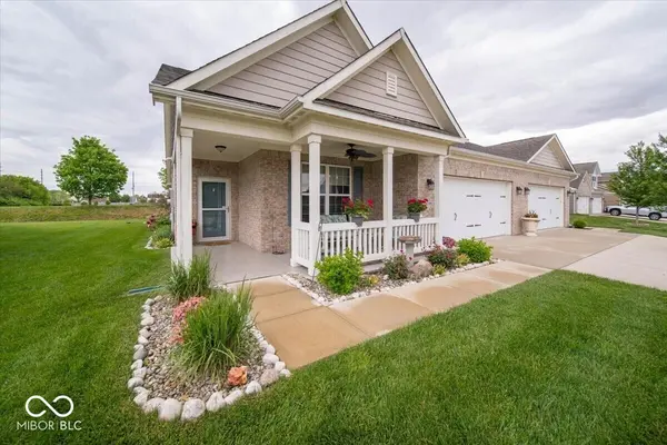 1144 Harrier LN, Greenwood, IN 46143
