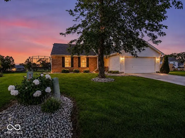 106 Kensington CT,  Pittsboro,  IN 46167