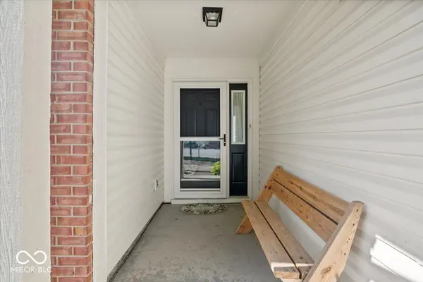 106 Kensington CT, Pittsboro, IN 46167