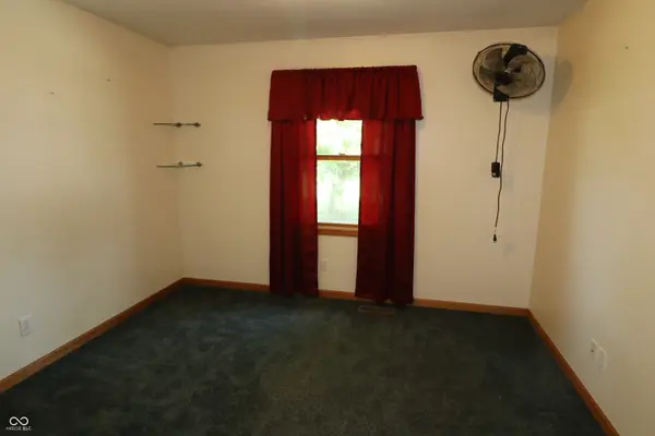 11 Belmont PL E, Batesville, IN 47006