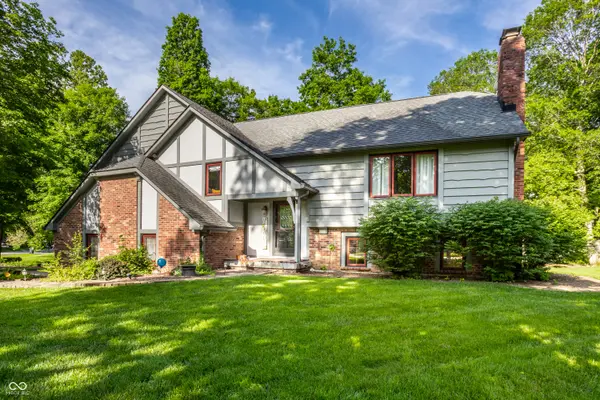 4014 S Creekside DR, New Palestine, IN 46163