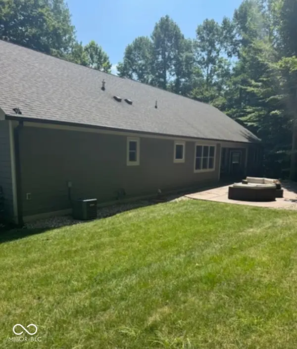 1672 N Christopher LN, Martinsville, IN 46151