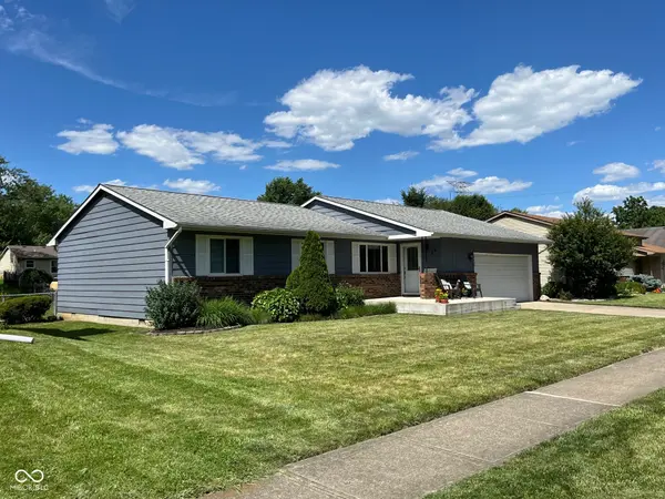 8608 Stonewall DR, Indianapolis, IN 46231