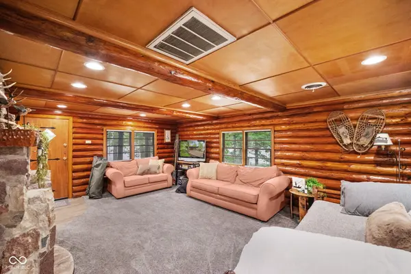 5031 N Canyon LOOP, Monticello, IN 47960