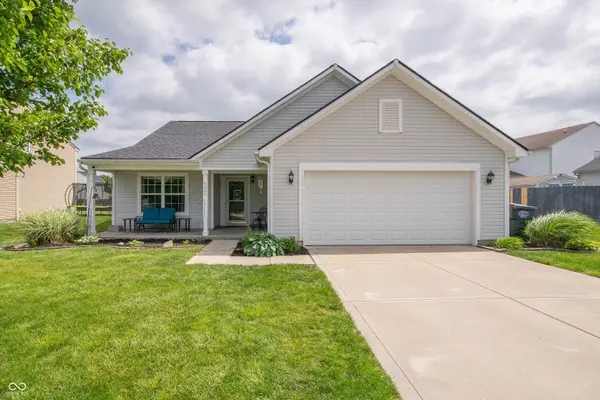 6407 Clary Circle DR, Greenwood, IN 46143