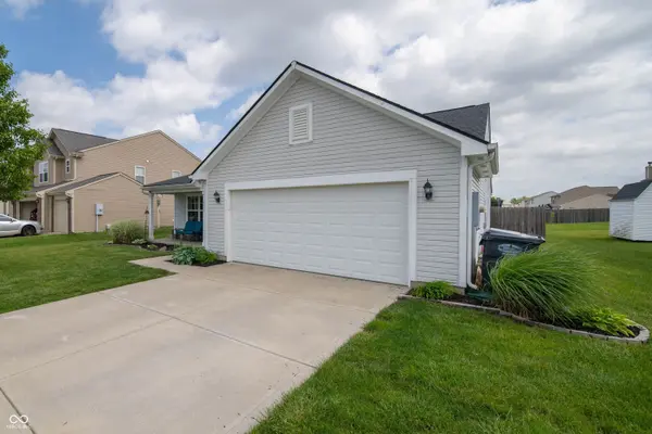 6407 Clary Circle DR, Greenwood, IN 46143