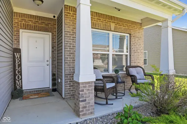 211 Thistlewood DR, Greenfield, IN 46140