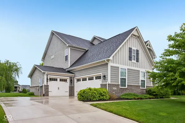 14877 Edgebrook DR, Fishers, IN 46040