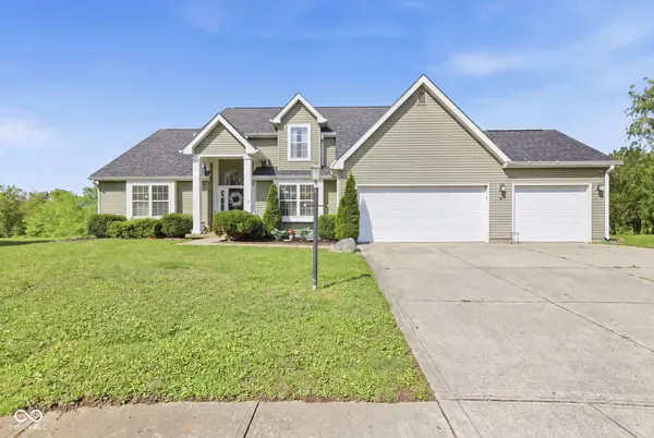 10605 Young Lake DR, Indianapolis, IN 46239