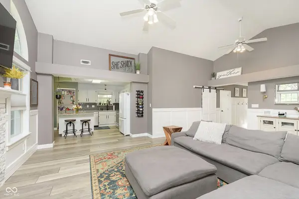 6493 Hunters Green CIR, Indianapolis, IN 46278
