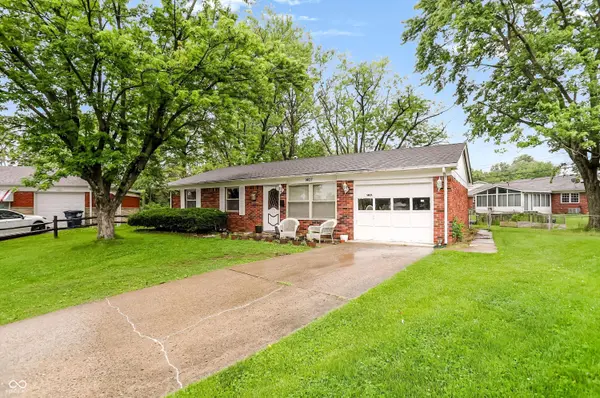 1407 Lanett CT, Beech Grove, IN 46107