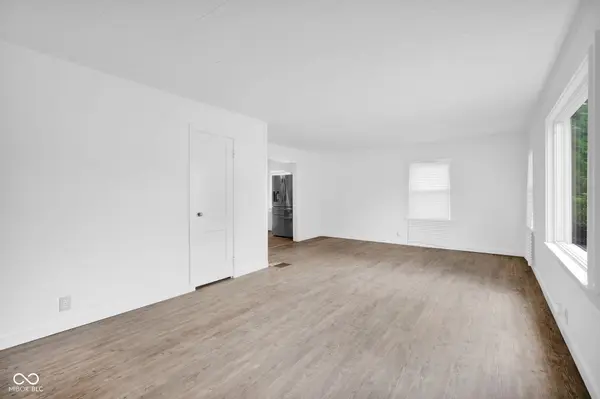 50 Wehmeier ST, Columbus, IN 47201