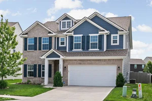 5319 Maywood DR, Whitestown, IN 46075
