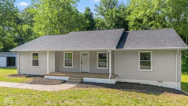 934 E Crothersville RD, Austin, IN 47102