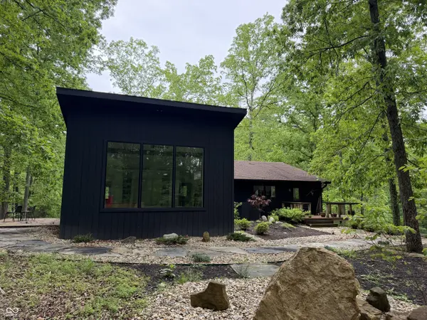 3484 Hickory Hill DR, Nashville, IN 47448
