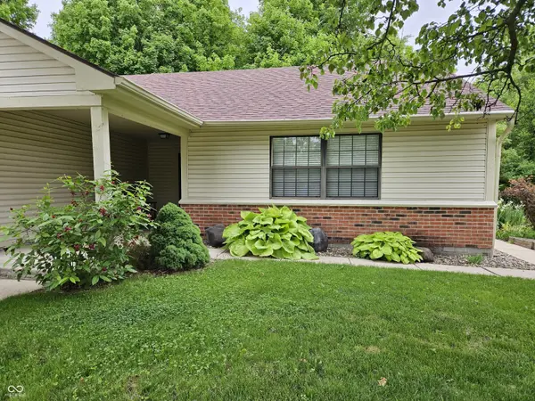 8031 Cherrybark DR, Indianapolis, IN 46236