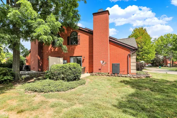 9394 Golden Leaf WAY, Indianapolis, IN 46260
