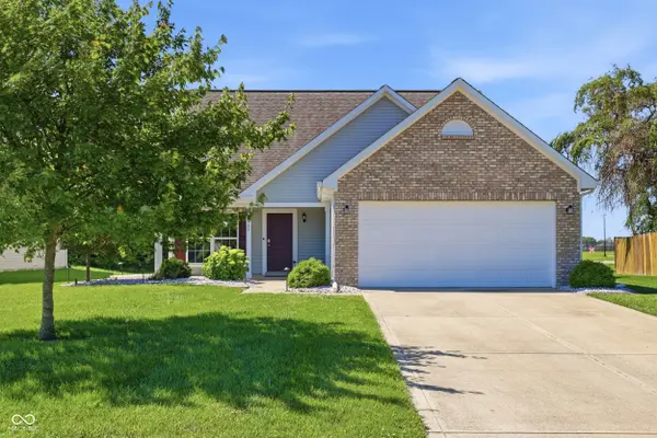 1563 Whisler DR, Greenfield, IN 46140