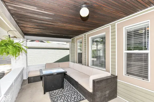 5075 E Walnut ST, Indianapolis, IN 46201