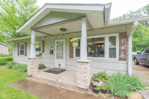 115 Brookside DR, Whiteland, IN 46184