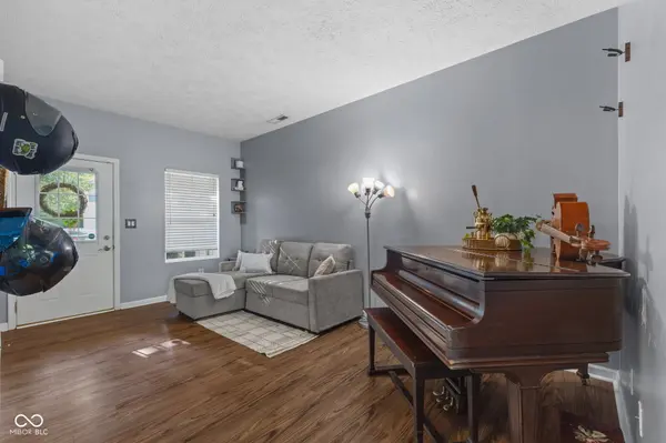 5118 Tuscany LN, Indianapolis, IN 46254