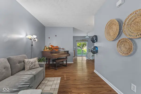 5118 Tuscany LN, Indianapolis, IN 46254