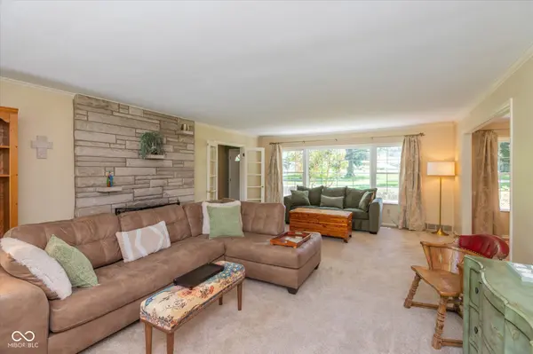 6600 Barr Will DR, Indianapolis, IN 46220