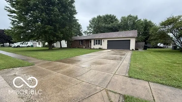 5376 Collett DR E, Camby, IN 46113