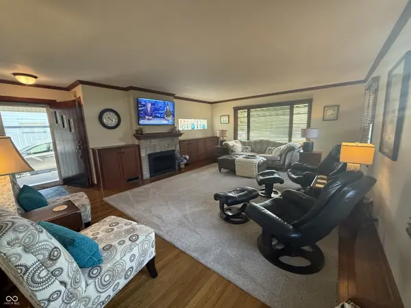 1112 N Harrison ST, Rushville, IN 46173